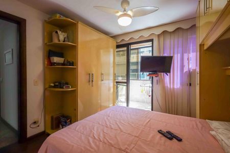 Apartamento à venda com 95m², 3 quartos e sem vaga Apartamento à venda com 95m², 3 quartos e sem vagaSuíte