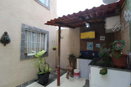 Casa de condomínio à venda com 135m², 2 quartos e 2 vagasÁrea de serviço