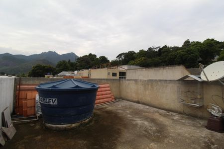 Casa de condomínio à venda com 135m², 2 quartos e 2 vagasTerraço - Caixa d`água