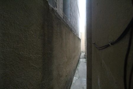 Casa de condomínio à venda com 135m², 2 quartos e 2 vagasLateral