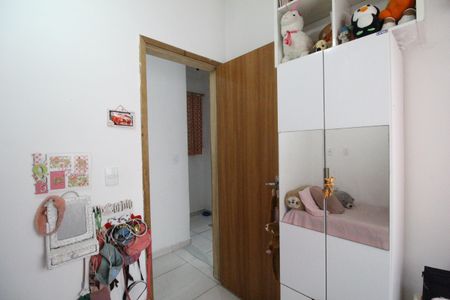 Casa de condomínio à venda com 135m², 2 quartos e 2 vagasQuarto 2