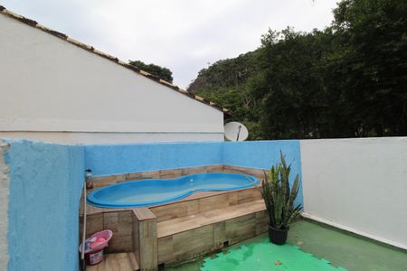 Casa de condomínio à venda com 135m², 2 quartos e 2 vagasTerraço - Piscina