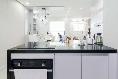 Apartamento à venda com 72m², 2 quartos e 1 vaga Apartamento à venda com 72m², 2 quartos e 1 vagaCozinha e Área de Serviço