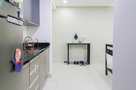 Apartamento à venda com 72m², 2 quartos e 1 vaga Apartamento à venda com 72m², 2 quartos e 1 vagaCozinha e Área de Serviço