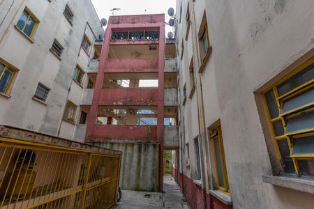 Apartamento à venda com 45m², 2 quartos e 1 vaga Apartamento à venda com 45m², 2 quartos e 1 vagaEntrada