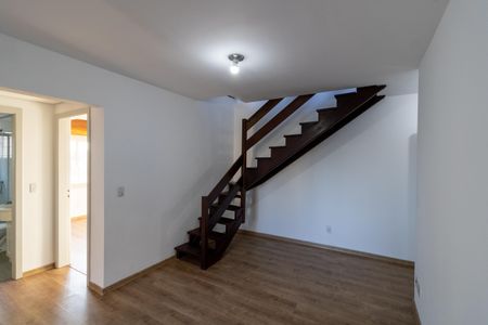 Apartamento à venda com 136m², 2 quartos e 1 vaga Apartamento à venda com 136m², 2 quartos e 1 vagaSala