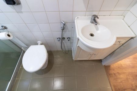 Apartamento à venda com 136m², 2 quartos e 1 vaga Apartamento à venda com 136m², 2 quartos e 1 vagaBanheiro