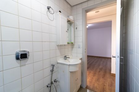 Apartamento à venda com 136m², 2 quartos e 1 vaga Apartamento à venda com 136m², 2 quartos e 1 vagaBanheiro
