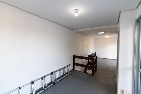 Apartamento à venda com 136m², 2 quartos e 1 vaga Apartamento à venda com 136m², 2 quartos e 1 vagaTerraço