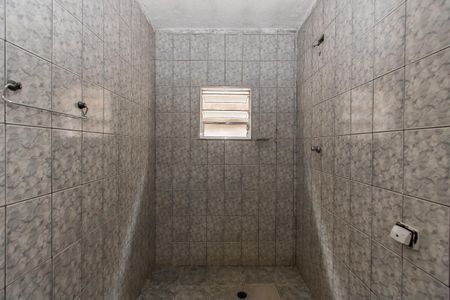 Apartamento à venda com 120m², 2 quartos e 1 vaga Apartamento à venda com 120m², 2 quartos e 1 vagaBanheiro