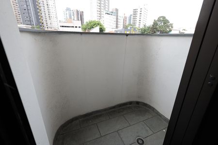 Apartamento à venda com 196m², 4 quartos e 2 vagas Apartamento à venda com 196m², 4 quartos e 2 vagasSacada Quarto Suíte 2