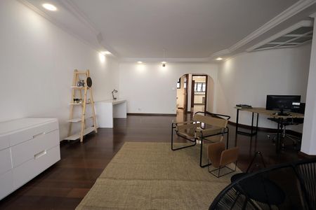 Apartamento à venda com 196m², 4 quartos e 2 vagas Apartamento à venda com 196m², 4 quartos e 2 vagasSala