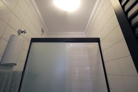 Apartamento à venda com 196m², 4 quartos e 2 vagas Apartamento à venda com 196m², 4 quartos e 2 vagasBanheiro de Serviço