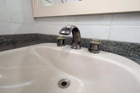 Apartamento à venda com 196m², 4 quartos e 2 vagas Apartamento à venda com 196m², 4 quartos e 2 vagasBanheiro Suíte 2