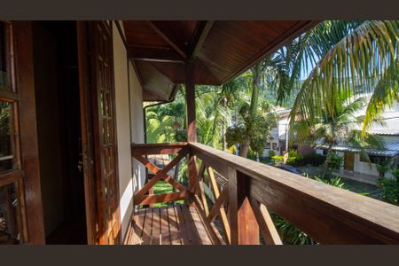 Casa de condomínio para alugar com 177m², 4 quartos e 2 vagas Casa de condomínio para alugar com 177m², 4 quartos e 2 vagasSacada da Suíte