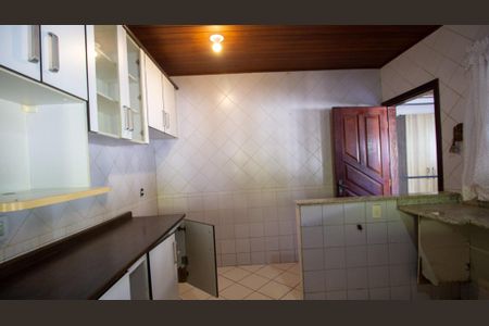 Casa de condomínio para alugar com 177m², 4 quartos e 2 vagas Casa de condomínio para alugar com 177m², 4 quartos e 2 vagasCozinha