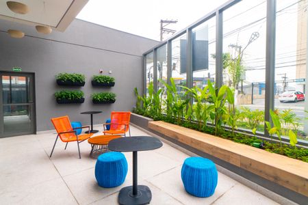 Apartamento à venda com 57m², 2 quartos e 1 vagaÁrea comum