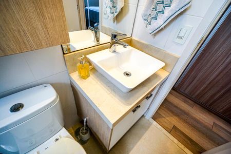 Apartamento para alugar com 86m², 2 quartos e 2 vagasBanheiro da suíte