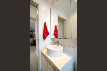 Apartamento para alugar com 86m², 2 quartos e 2 vagasBanheiro social