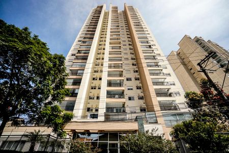Apartamento para alugar com 86m², 2 quartos e 2 vagasFachada