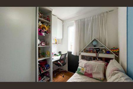 Apartamento à venda com 68m², 2 quartos e 1 vaga