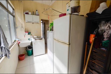 Apartamento à venda com 207m², 3 quartos e 1 vagaÁrea de Serviço