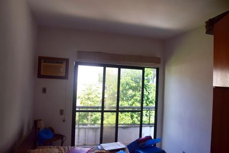 Casa de condomínio à venda com 250m², 4 quartos e 1 vaga Casa de condomínio à venda com 250m², 4 quartos e 1 vagaQuarto 4