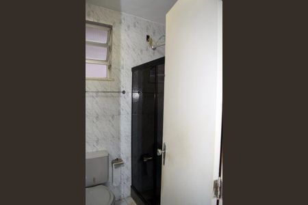 Casa de condomínio à venda com 250m², 4 quartos e 1 vaga Casa de condomínio à venda com 250m², 4 quartos e 1 vagaBanheiro do Quarto 3