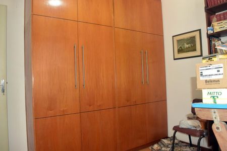 Casa de condomínio à venda com 250m², 4 quartos e 1 vaga Casa de condomínio à venda com 250m², 4 quartos e 1 vagaQuarto 1