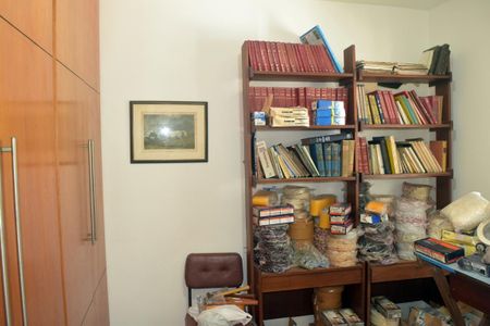 Casa de condomínio à venda com 250m², 4 quartos e 1 vaga Casa de condomínio à venda com 250m², 4 quartos e 1 vagaQuarto 1