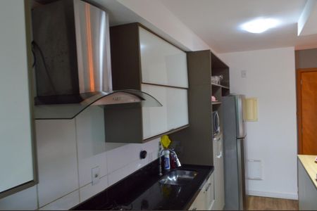 Apartamento à venda com 66m², 2 quartos e 1 vagaCozinha