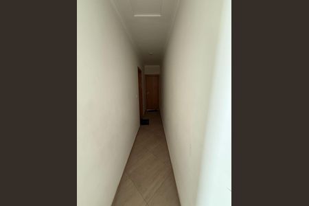 Casa à venda com 280m², 3 quartos e 4 vagas Casa à venda com 280m², 3 quartos e 4 vagasCorredor