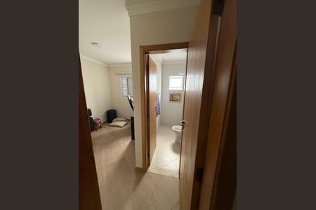 Casa à venda com 280m², 3 quartos e 4 vagas Casa à venda com 280m², 3 quartos e 4 vagasQuarto 2