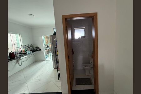 Casa à venda com 280m², 3 quartos e 4 vagas Casa à venda com 280m², 3 quartos e 4 vagasLavabo 1