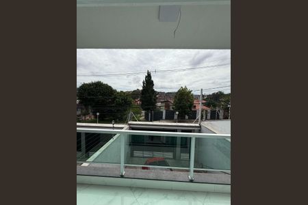 Casa à venda com 280m², 3 quartos e 4 vagas Casa à venda com 280m², 3 quartos e 4 vagasVaranda