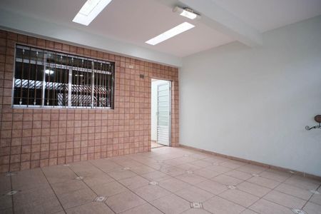 Casa à venda com 110m², 3 quartos e 2 vagasGaragem
