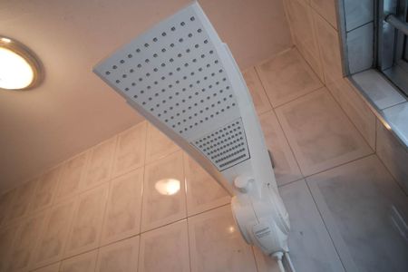 Casa à venda com 110m², 3 quartos e 2 vagasBanheiro 2