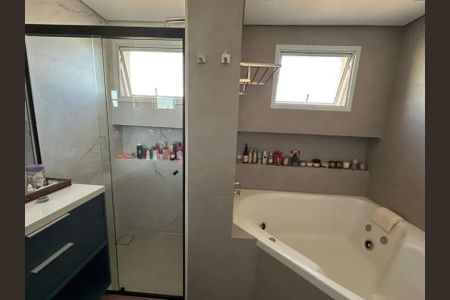 Apartamento para alugar com 163m², 3 quartos e 4 vagasBanheiro do Quarto 3