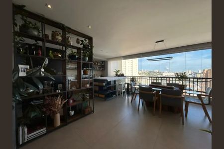 Apartamento para alugar com 163m², 3 quartos e 4 vagasVaranda