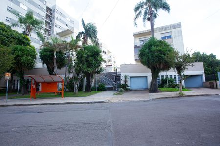 Apartamento à venda com 98m², 3 quartos e 1 vaga Apartamento à venda com 98m², 3 quartos e 1 vagaFachada