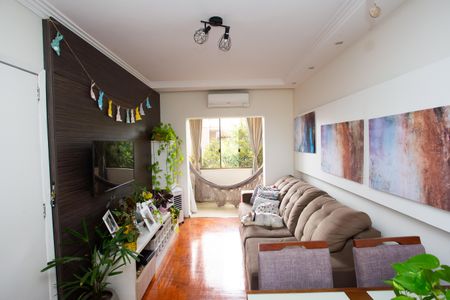 Apartamento à venda com 98m², 3 quartos e 1 vaga Apartamento à venda com 98m², 3 quartos e 1 vagaSala