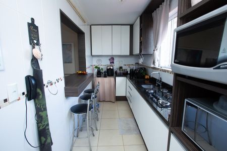 Apartamento à venda com 98m², 3 quartos e 1 vaga Apartamento à venda com 98m², 3 quartos e 1 vagaCozinha