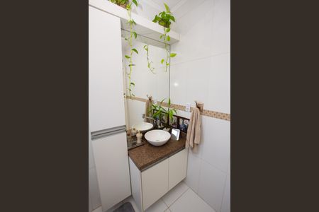 Apartamento à venda com 98m², 3 quartos e 1 vaga Apartamento à venda com 98m², 3 quartos e 1 vagaBanheiro