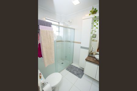 Apartamento à venda com 98m², 3 quartos e 1 vaga Apartamento à venda com 98m², 3 quartos e 1 vagaBanheiro