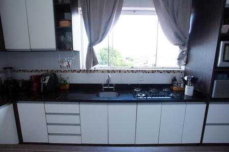 Apartamento à venda com 98m², 3 quartos e 1 vaga Apartamento à venda com 98m², 3 quartos e 1 vagaCozinha