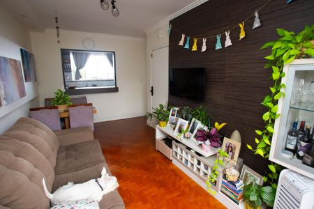 Apartamento à venda com 98m², 3 quartos e 1 vaga Apartamento à venda com 98m², 3 quartos e 1 vagaSala