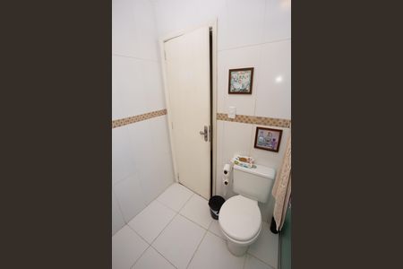 Apartamento à venda com 98m², 3 quartos e 1 vaga Apartamento à venda com 98m², 3 quartos e 1 vagaBanheiro