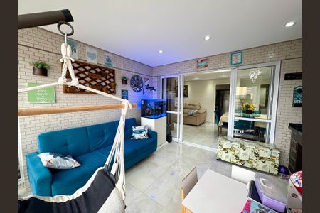 Apartamento à venda com 108m², 3 quartos e 2 vagas Apartamento à venda com 108m², 3 quartos e 2 vagasVaranda Gourmet