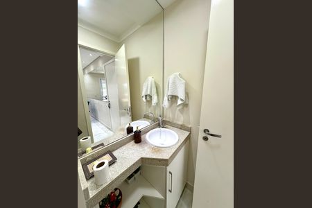 Apartamento à venda com 108m², 3 quartos e 2 vagas Apartamento à venda com 108m², 3 quartos e 2 vagasLavabo