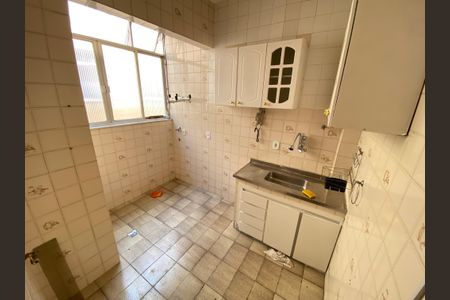 Apartamento à venda com 60m², 1 quarto e sem vagaCozinha e Área de Serviço